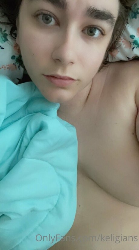 keligians modelo porno galería