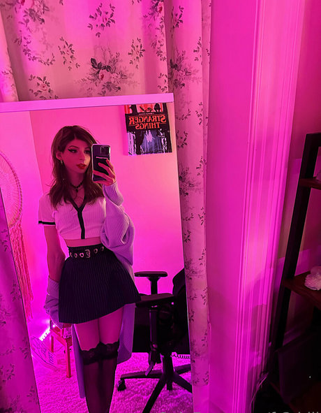 Fr3ddii modelo porno fotos