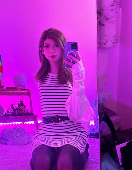 Fr3ddii modelo adulto galerías