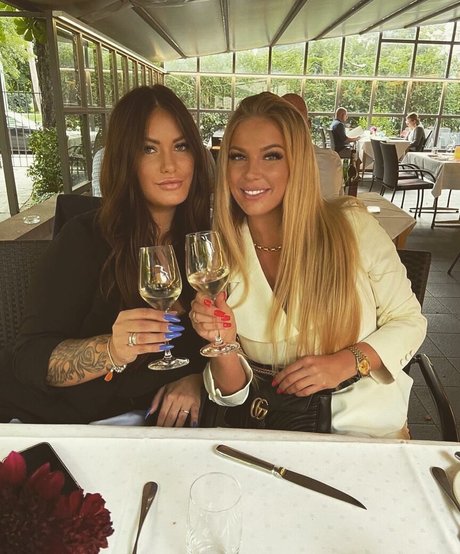 Agne Agnieska arte estelar fotos