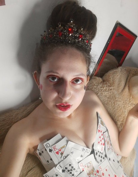 xxxcleopoeta estrella desnuda imagen