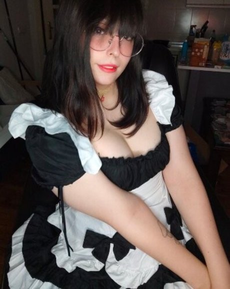 CherryShakeMin modelo adulto imágenes