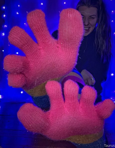 tastytaurustoes estrella porno erótica imágenes