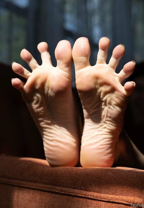 tastytaurustoes desnudos estrella porno galería