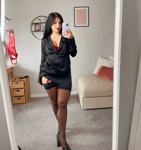 Lily Fiore estrella porno sexy galería