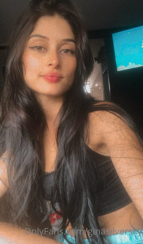 ginasilversky hermosa estrella porno archivo