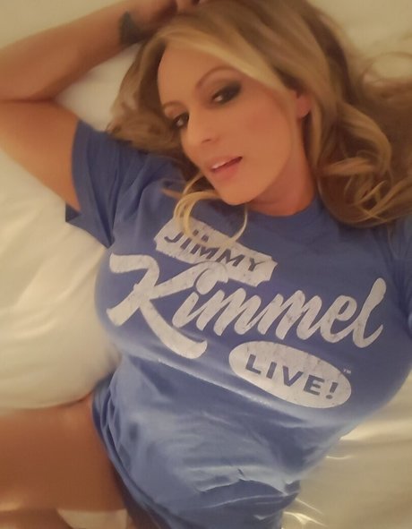 stormydaniels estrella porno de arte galería