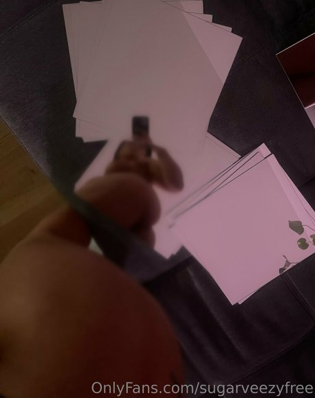 sugarveezyfree hermosa estrella porno fotos