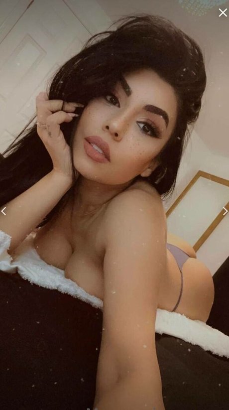 Mynameiszaraaa buen modelo galería