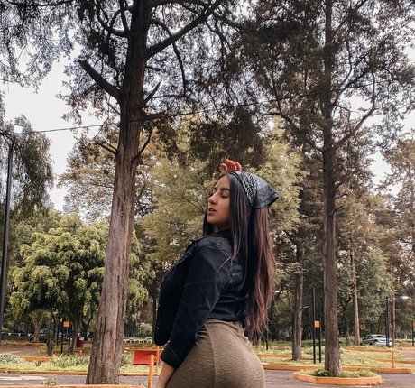 Danahe Vasquez modelo exclusivo imágenes