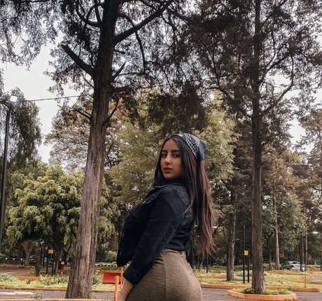 Danahe Vasquez desnudos de modelos archivo