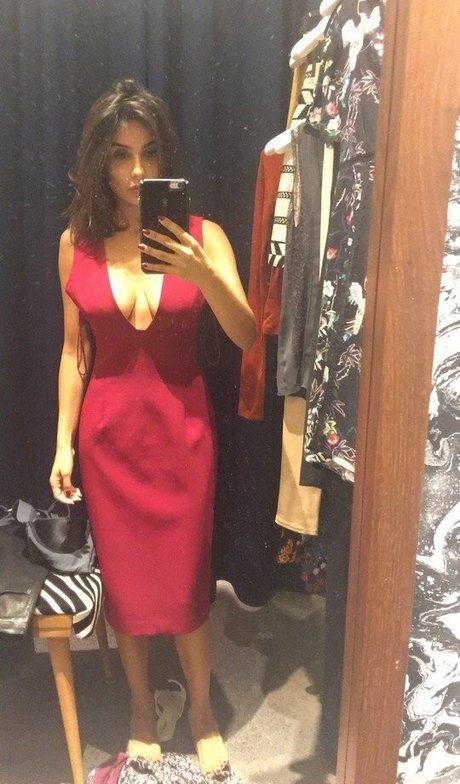 Mikaela Hoover estrella porno exclusiva archivo