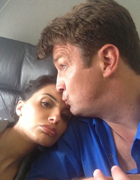 Mikaela Hoover sexo modelo galerías