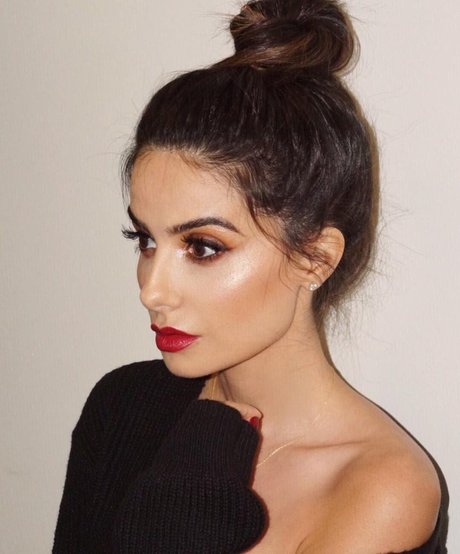 Mikaela Hoover estrella porno xxx galerías