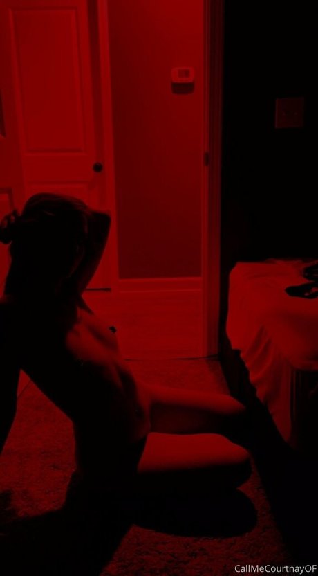 callmecourtnay modelo pornografico fotos