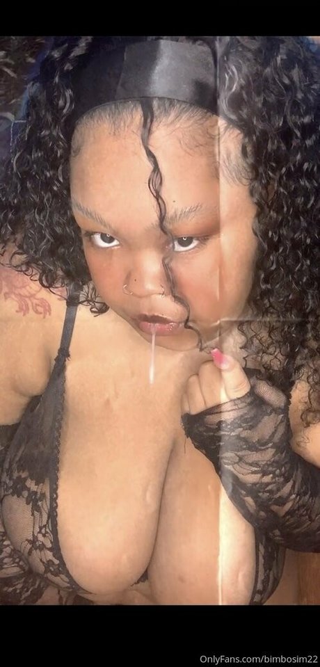 bimbosim22 modelo agradable foto