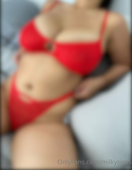 milkysinss estrella porno imágenes