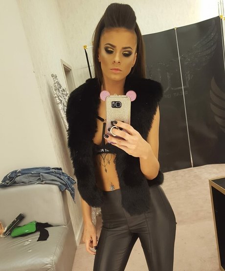 onlyfans de chicas altas porno desnudo foto