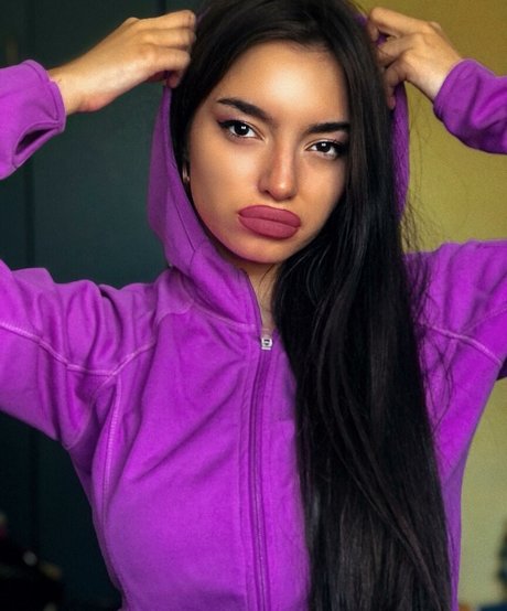 Kristina Djedovic modelo xxx galerías