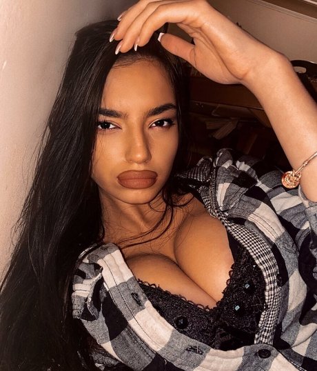 Kristina Djedovic estrella hd foto