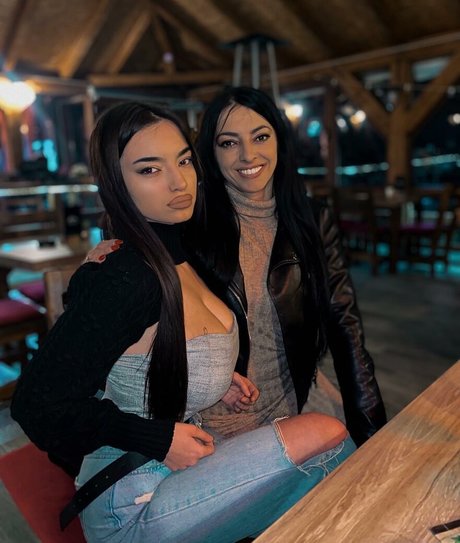 Kristina Djedovic estrella porno agradable galería