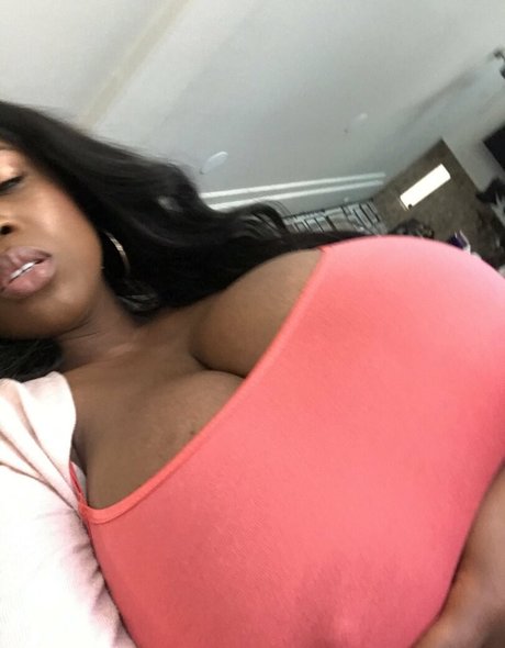 clubmaseratixxx actriz xxx galería