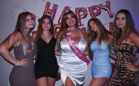 Amanda F estrella porno perfecta archivo