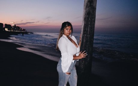 Amanda F desnudos de estrellas archivo