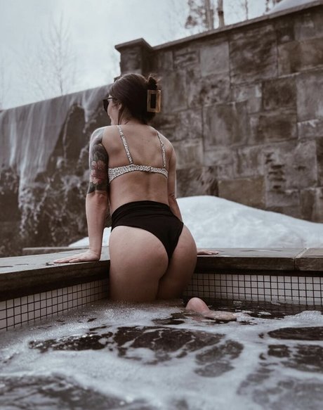 kimchifletcher modelo galería