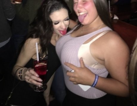 Lexi Thomas buen modelo archivo