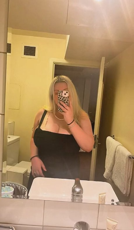 Emily J arte modelo recopilación