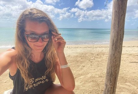 Sarah Champion estrella porno atractiva foto