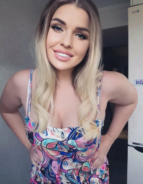 queen kylie sexo modelo galería