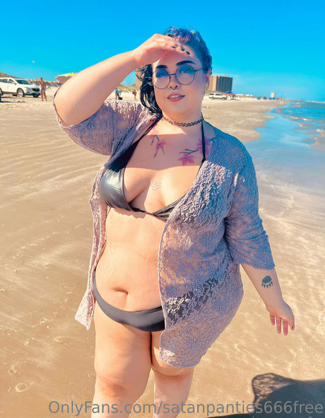 satanpanties666free modelo de arte galerías