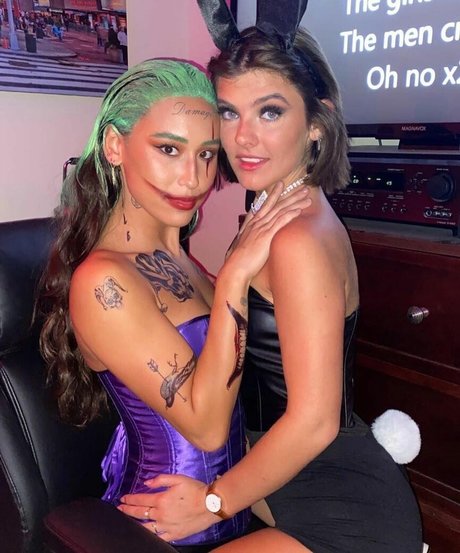 leche de fresa onlyfans exclusiva pornografica imágenes