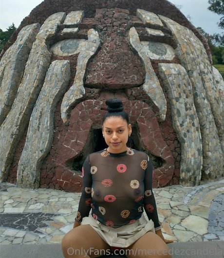 mercedezcandela modelo exclusivo galerías