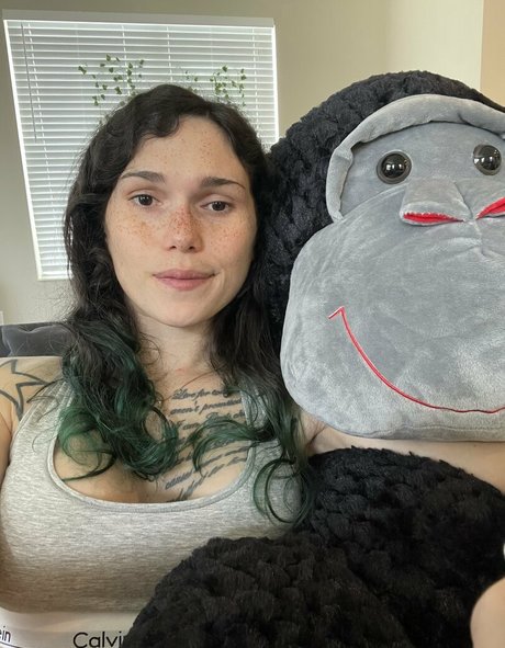 eeveebeevip modelo exclusivo archivo