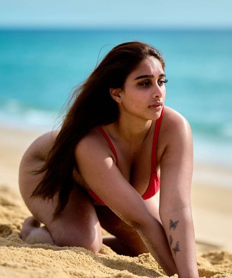 therealmeghnaa modelo fotos