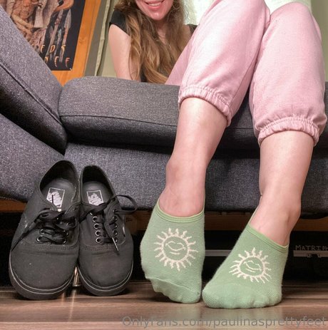 paulinasprettyfeet buena estrella porno imágenes