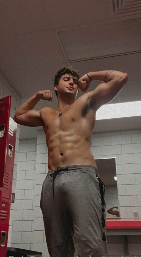 sebafterdark desnudos estrella foto