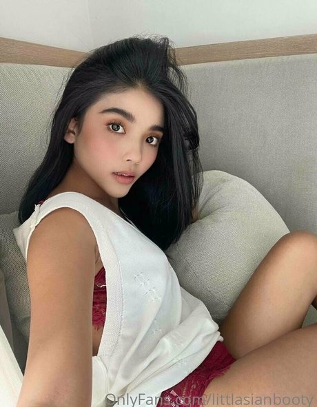 littlasianbooty estrella hermosa foto