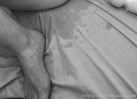 notactive1111111111 modelo pornografico foto