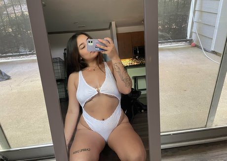 rrissarae estrella sexy galería