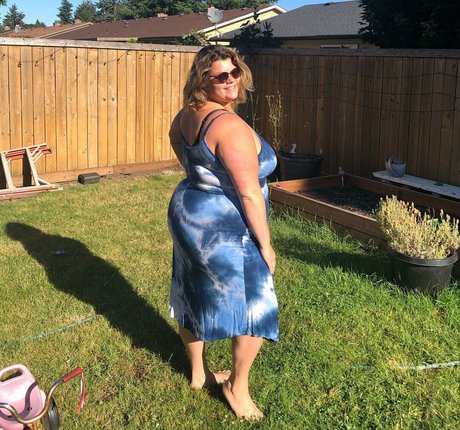 plussize andfine estrella pornografica fotos