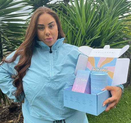 Antonia Waerea Adams estrella erótica galerías