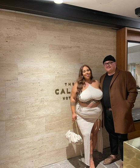 Antonia Waerea Adams actriz exclusiva galería