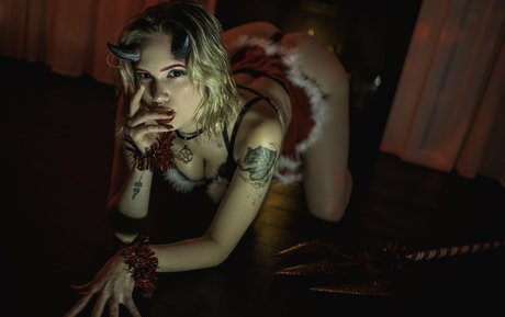 itsrosemoon actriz desnuda fotos