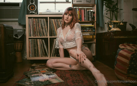 itsrosemoon estrella del arte foto