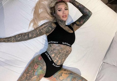 Becky Holt modelo hd imágenes