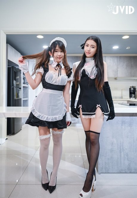 mini 0223 hermosa actriz foto